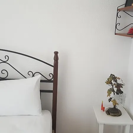 Adamarin Hotel 3*