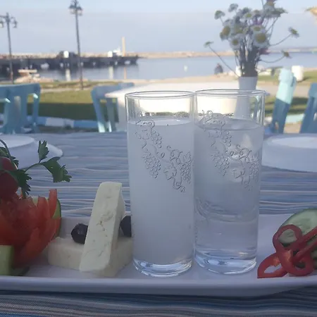 Adamarin Hotel