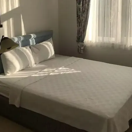Adamarin Hotel
